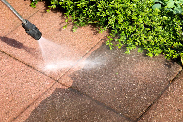 Why Choose Our Certified Pressure Washing Experts for Your Project Needs in Compo, CT?